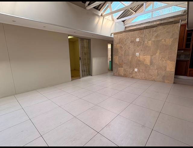 5 BEDROOM HOUSE FOR SALE IN SASOLBURG EXT 4